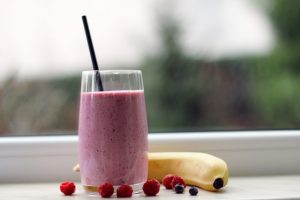 denis tuksar hsTwPUzFegQ unsplash Tečni Doručak - Fit na Klik - Vrste Doručka - Smoothie